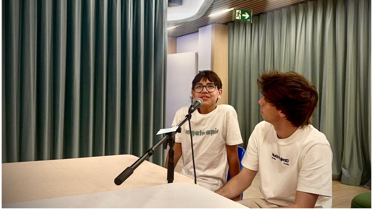 juegaterapia's tweet photo. Hoy, en el #DíaInternacionalDelPodcast, volvemos a la carga con una nueva entrega de los episodios que grabamos los viernes en nuestro #ClubJuegaterapia.
Un espacio para que los chavales se expresen, se emocionen, aprendan y vivan a tope emociones que todos comparten.
¡Un espacio hecho por y para ell@s!  🩵
Escuchalo aquí 🎧https://t.co/MdRJeFyUGp
#LosViernesPasanCosas