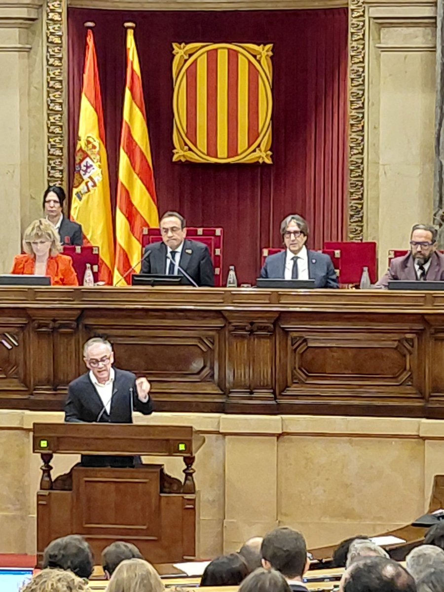 isaacalbert's tweet photo. "Nosaltres som veritablement radicals perquè cada dia treballem per fer possible l’esperança d’un país més cohesionat, amb més oportunitats, plural i obert. Sense odis, sense discriminacions, carregat d’humanitat.
Un país més lliure, sense desigualtats i amb justícia per a tothom!" @jmjovellado