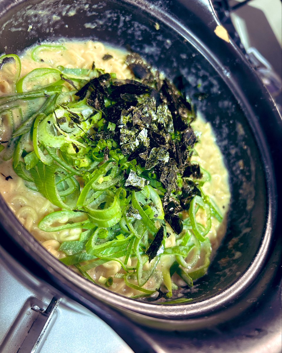 kaasuu_777's tweet photo. だっすーとヤレヤレさんが佐賀旅で食べた佐賀 平川屋の温泉湯豆腐を食べました！
過去イチ出た！

佐賀の郷土料理
[いかのかけあえ]も作りました🍳

湯豆腐汁は、翌日にメンシプでムツゴロウ出汁のムツゴロウラーメンをin〆🍜

旅するリスナーさんのおみやげに感謝🙏
 #かっすー https://t.co/E8U8z3oNo6