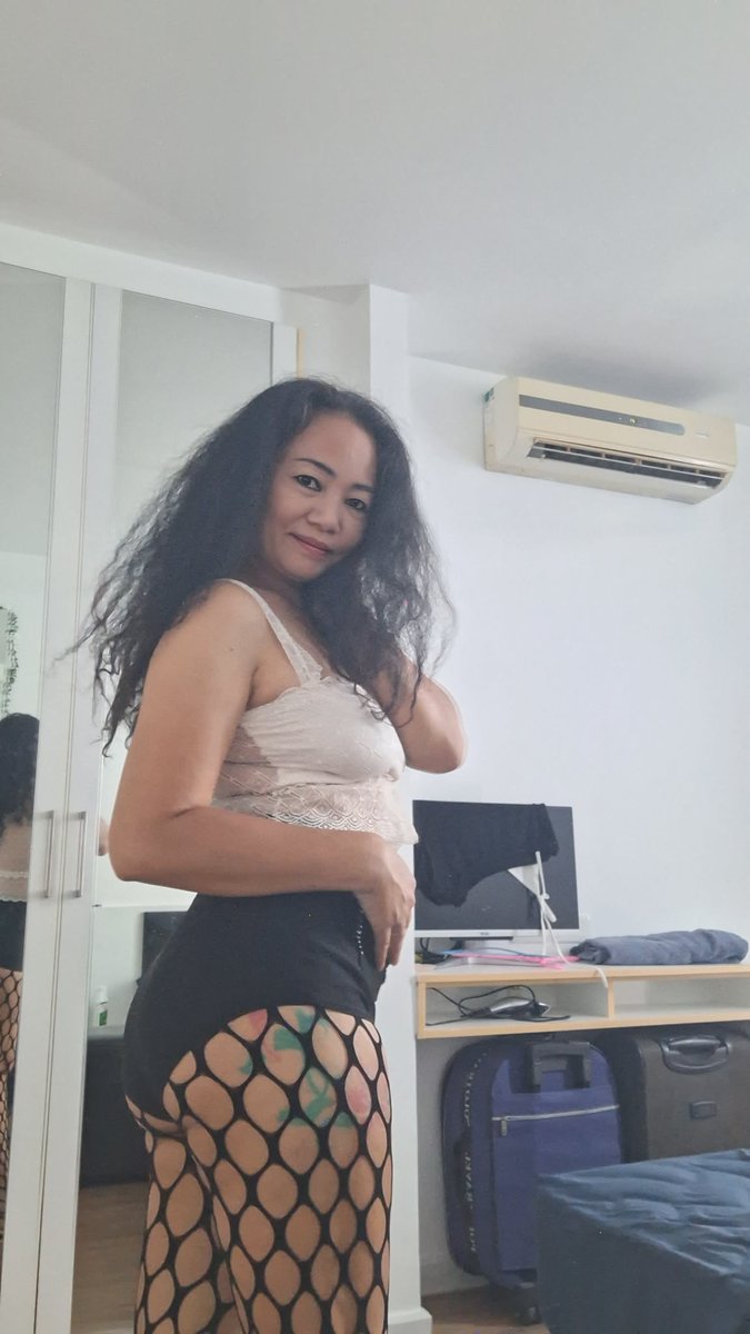 Leesathailady's tweet photo. Thai Milf just turn 51 year old.... u like what you see?
#saggytits #thaimilf #bargirl #onlyfans #thailady https://t.co/Ys30ST3D6P