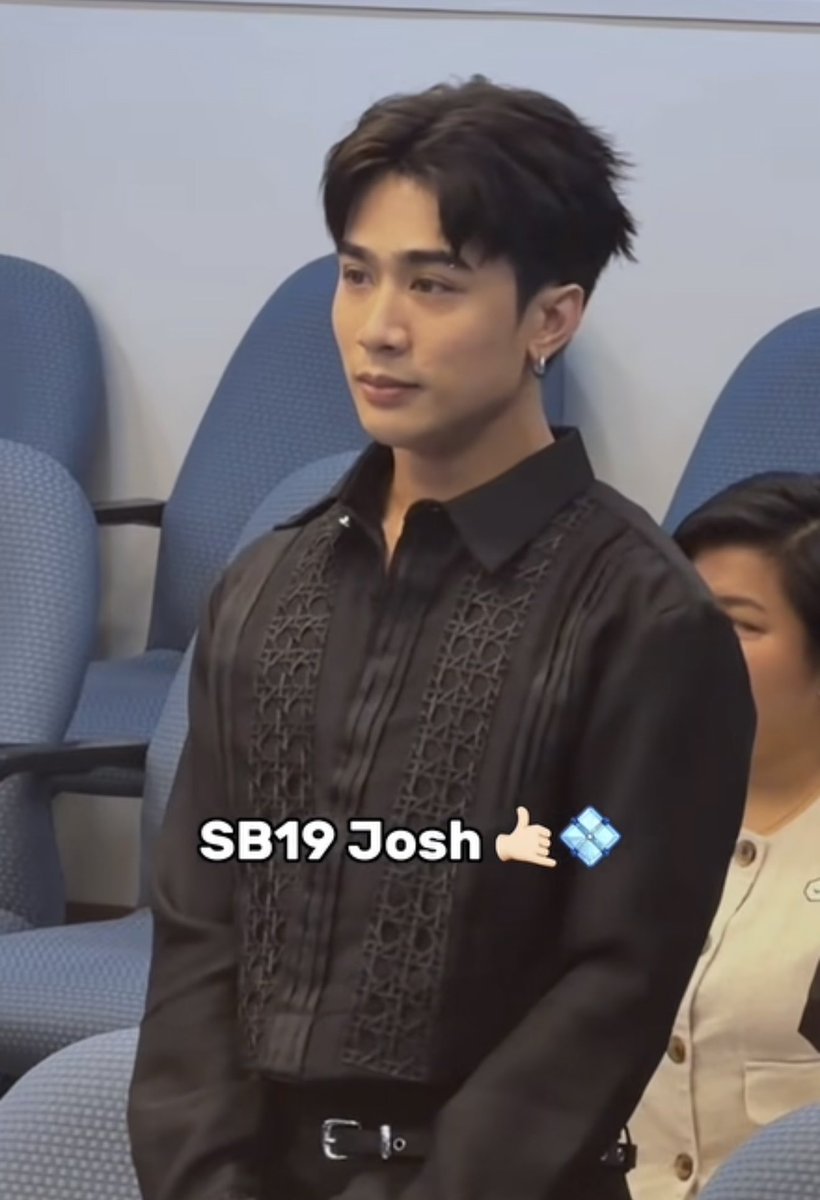 nicolehm_'s tweet photo. Ang pogi pogi pogiiiii huhu thank u senri sa focused cam😭😭

https://t.co/CyqikisTz6

@JoshCullen_s #JOSHCULLEN 
#SB19_JOSH https://t.co/dYhvZWlMbt