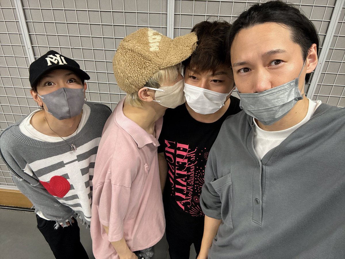 jurigig's tweet photo. 近いなぁ。
#ヘタミュ https://t.co/tFwS5IfpLF