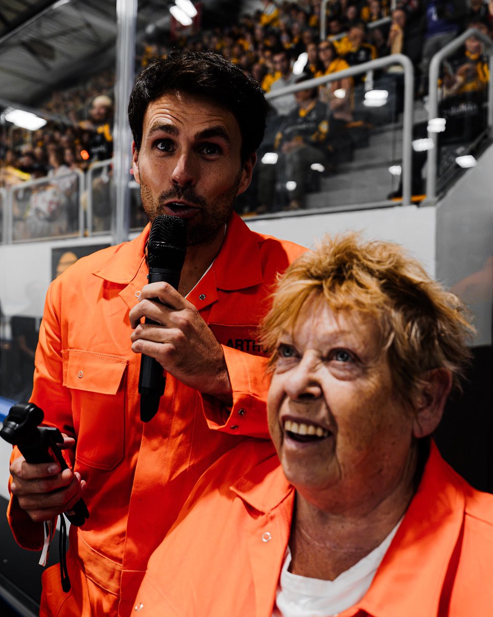 DragonsdeRouen's tweet photo. Dans le cadre de #wanted , le nouveau jeu prochainement diffusé sur les chaînes du groupe M6, Studio Danielle et Arthur étaient à l’Île Lacroix hier soir ! 👀📺

Une soirée au cœur des Dragons et un Derby des Plaines remporté ! 🐲🔥 https://t.co/qYOGlORqyG