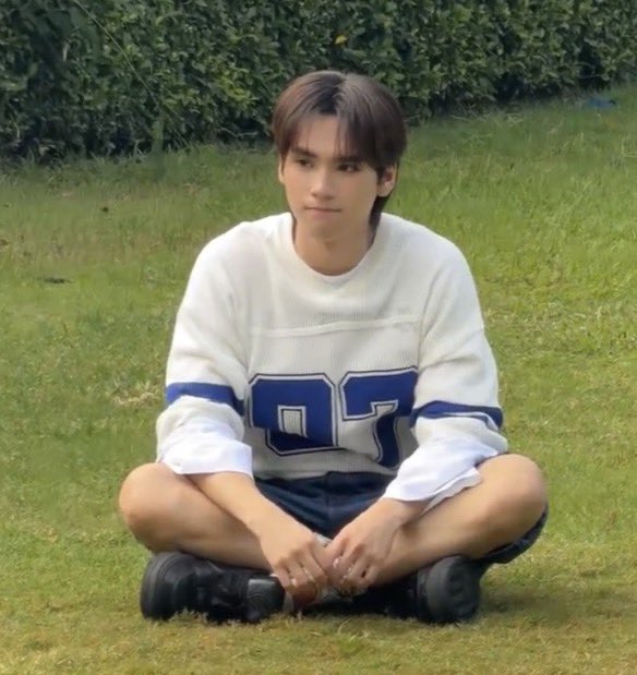stopmnstop's tweet photo. พี่ก็จ๋อง                                           น้องก็จิ๋ว https://t.co/jVp6xqOqNE