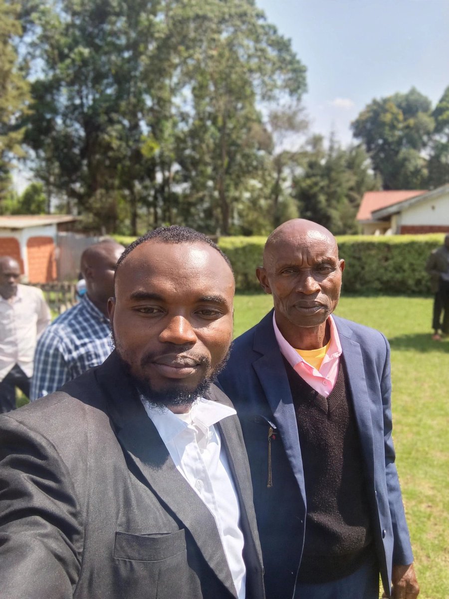 kimoikirui's tweet photo. Quick question fada... how did you keep mada all these years without her escaping? What's the secret? 😅
Fada: Son, I just learned to say 'yes dear' and to bring sugar home on time! 😂 Father and Son  moments; https://t.co/RkTgKqDhjL