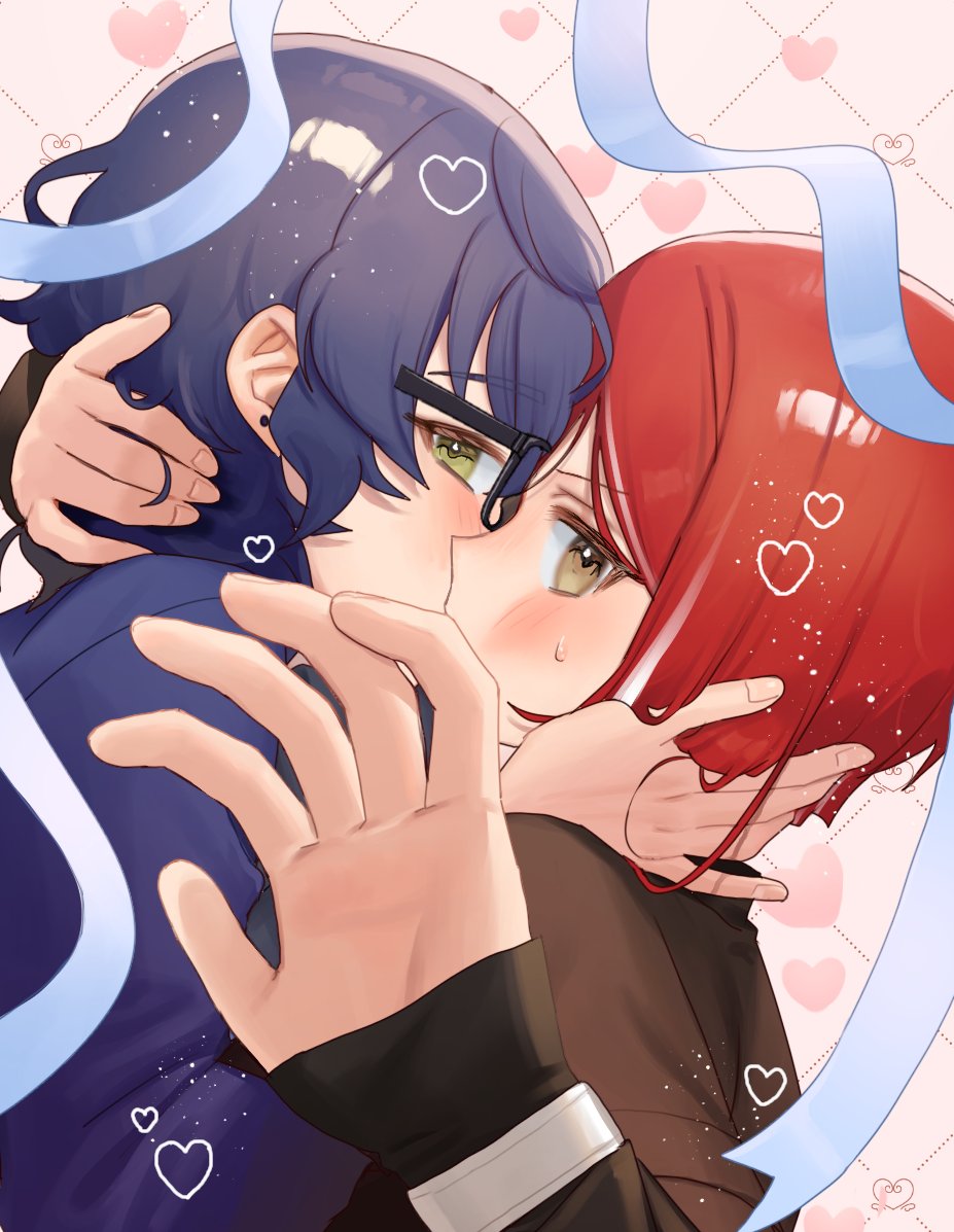 owatta_zinsei's tweet photo. つむ夏レンチキュラー入稿した　2年前→の描き直しャ https://t.co/vkMxpEsvIP