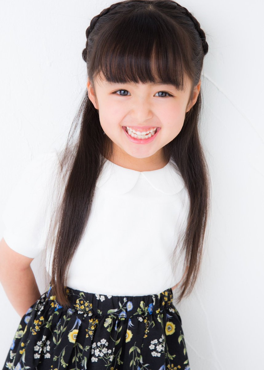 sakura_ikemura's tweet photo. 本日をもちまして、所属事務所を退所することとなりました。
⁡
今後は芸能活動をお休みをして、ゆっくりと将来について考えていきたいと思っています。
これまで温かく見守ってくださった関係者の皆様、いつも応援してくださった皆様
心から感謝しております
本当にありがとうございました✨
池村咲良 https://t.co/wusIbzGDNI