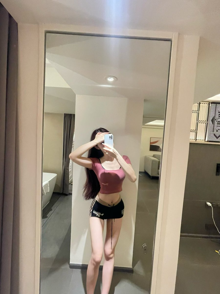 TuTuHH1223's tweet photo. 紫色心情… #反差 #肉便器 #女大 #母狗 https://t.co/BX08KrRzuD