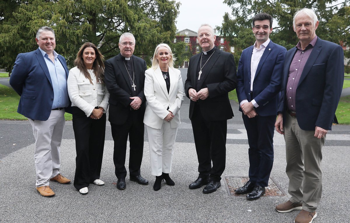CatholicBishops's tweet photo. @ArchbishopEamon Martin: Church doesn’t have technical answers to AI, but offers ethical principles

Opening address by Archbishop Martin at the 'Living Magnifica Humanitas' conference in Maynooth

https://t.co/bq2Hy3ZPeq https://t.co/J2QqVnOaQQ