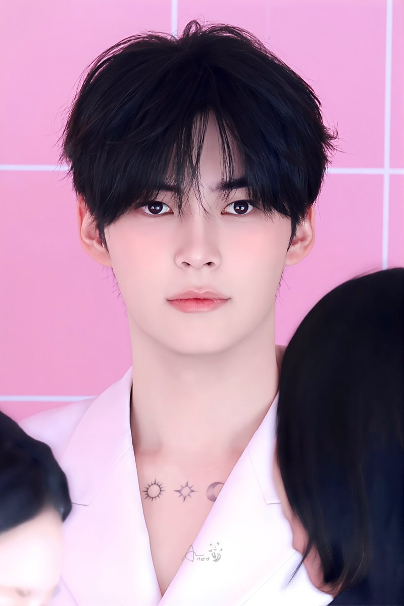 0613_AneeN_shb's tweet photo. 260918

👀

#ZEROBASEONE #ZB1 #성한빈 #SUNGHANBIN #ソンハンビン https://t.co/IACHHd5cUr