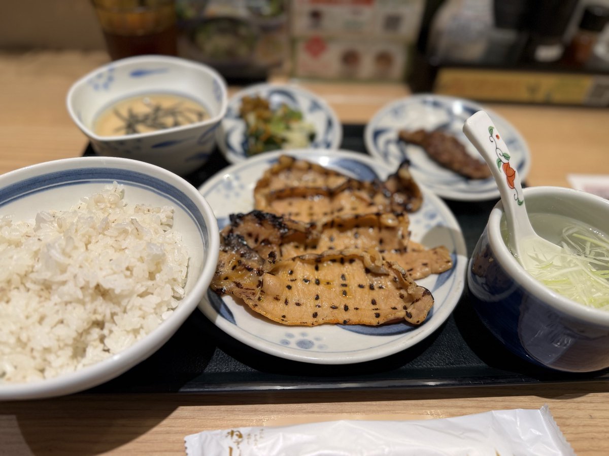 talbo009's tweet photo. ねぎーしー‼️味噌ポークにブラッキー1つ追加。美味すぎてご飯おかわりしちゃったよ😁 https://t.co/TSGCSB9CVb