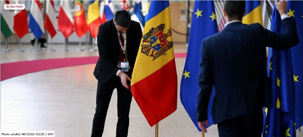 epc_eu's tweet photo. EU enlargement is changing.
Hard law for candidates. Softer commitments from the EU.
What does this mean for the credibility of enlargement and the rule of law?
@StratulatCorina examines the growing imbalance 👇
🔗 https://t.co/rbm8YCGjdj
#EUEnlargement #EU https://t.co/ROHsBaqlkl