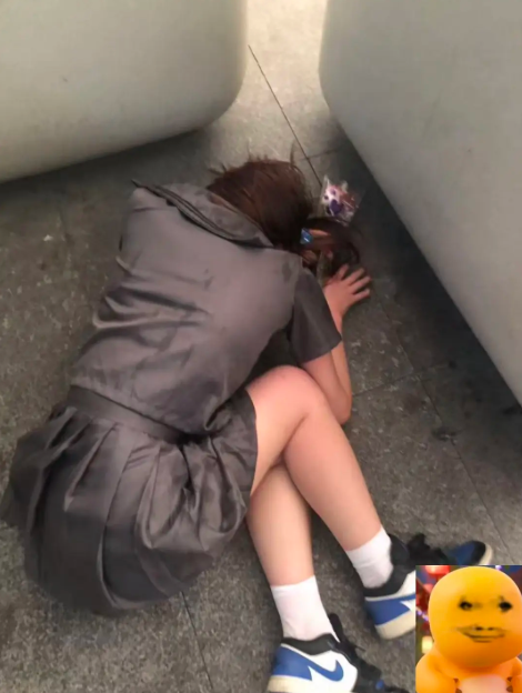 zmpot8's tweet photo. 很久没有遇过这种类型的小姑娘了，也算是尝尝鲜，总接代驾已经好久没有自己实操mi的过程了，现在看来还是宝刀未老啊 https://t.co/UW7A4NOC0J