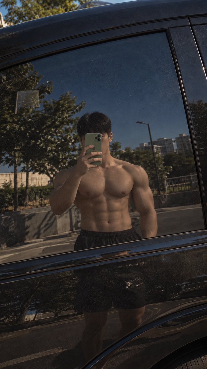 geonu_mp4's tweet photo. 🚗📸 https://t.co/Ki610ECVao