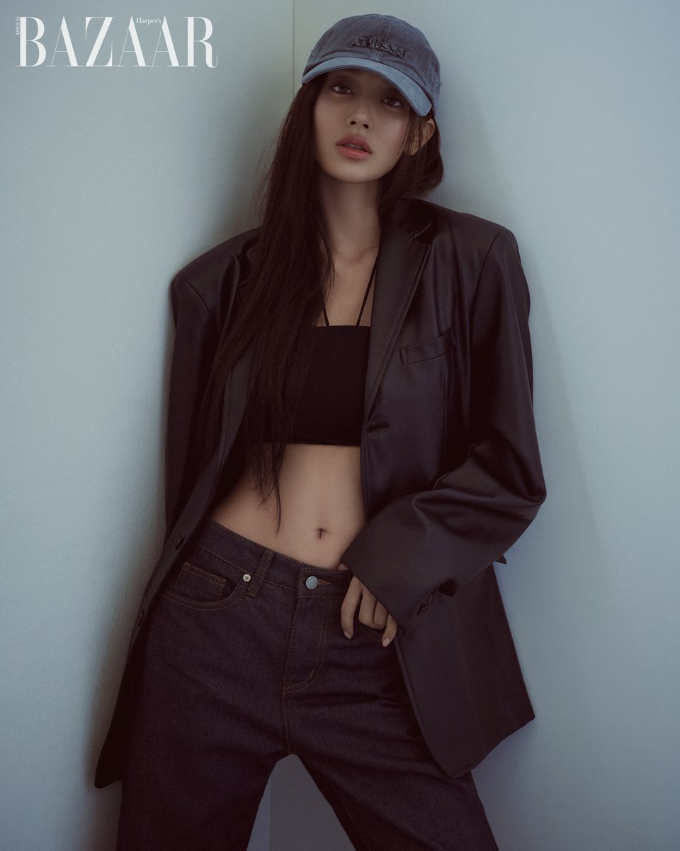 godmitzu's tweet photo. JIHYO FOR ATiiSSU AND HARPER'S BAZAAR KOREA OMG LOOK AT HER https://t.co/f8y66pHuhe