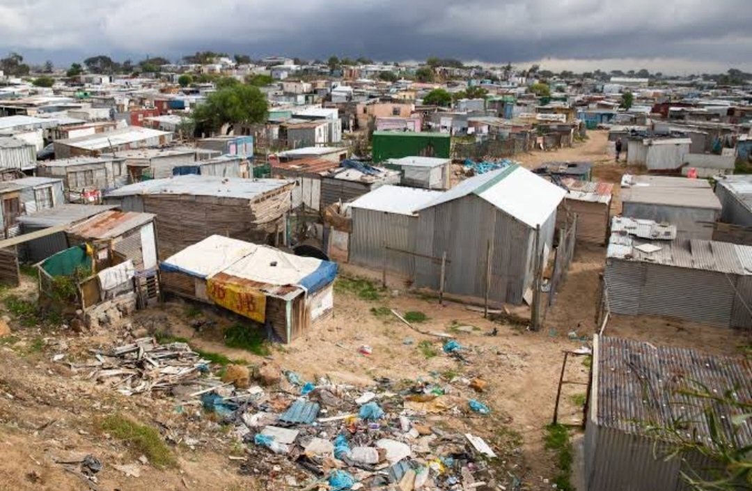UKahts's tweet photo. @MbalulaFikile VOETSEK RUBBISH...!!! https://t.co/LV2zmZvKTp