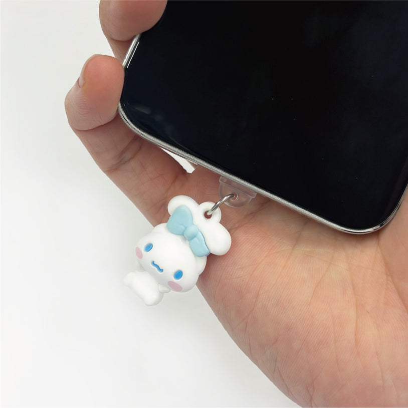 sanrio_oshikatu's tweet photo. ＼⚠️予約受付開始📣🆕／
グルマンディーズ『サンリオキャラクターズ』USB Type-C 対応 マスコットコネクタチャーム、アニストで先行予約受付開始🥹🎀

USB Type-Cコネクタを可愛く守ってくれるアイテムだよ🥹🎀
パステルカラーのリボンでおめかししたキティちゃんやシナモンたちが、スマホの下にちょこんとぶら下がるデザインが尊すぎる…！耳結びハンギョドンはなかなかレアじゃない!?🐟✨
ぜひチェックしてみてね🛒

🔗Anime Store JP：https://t.co/owyeg0zyc1

📅予約受付期間：〜2026年10月11日(日)
📅発売時期：2026年12月上旬
🚚お届け予定：2026年12月中旬

#サンリオ #サンリオキャラクターズ #pr