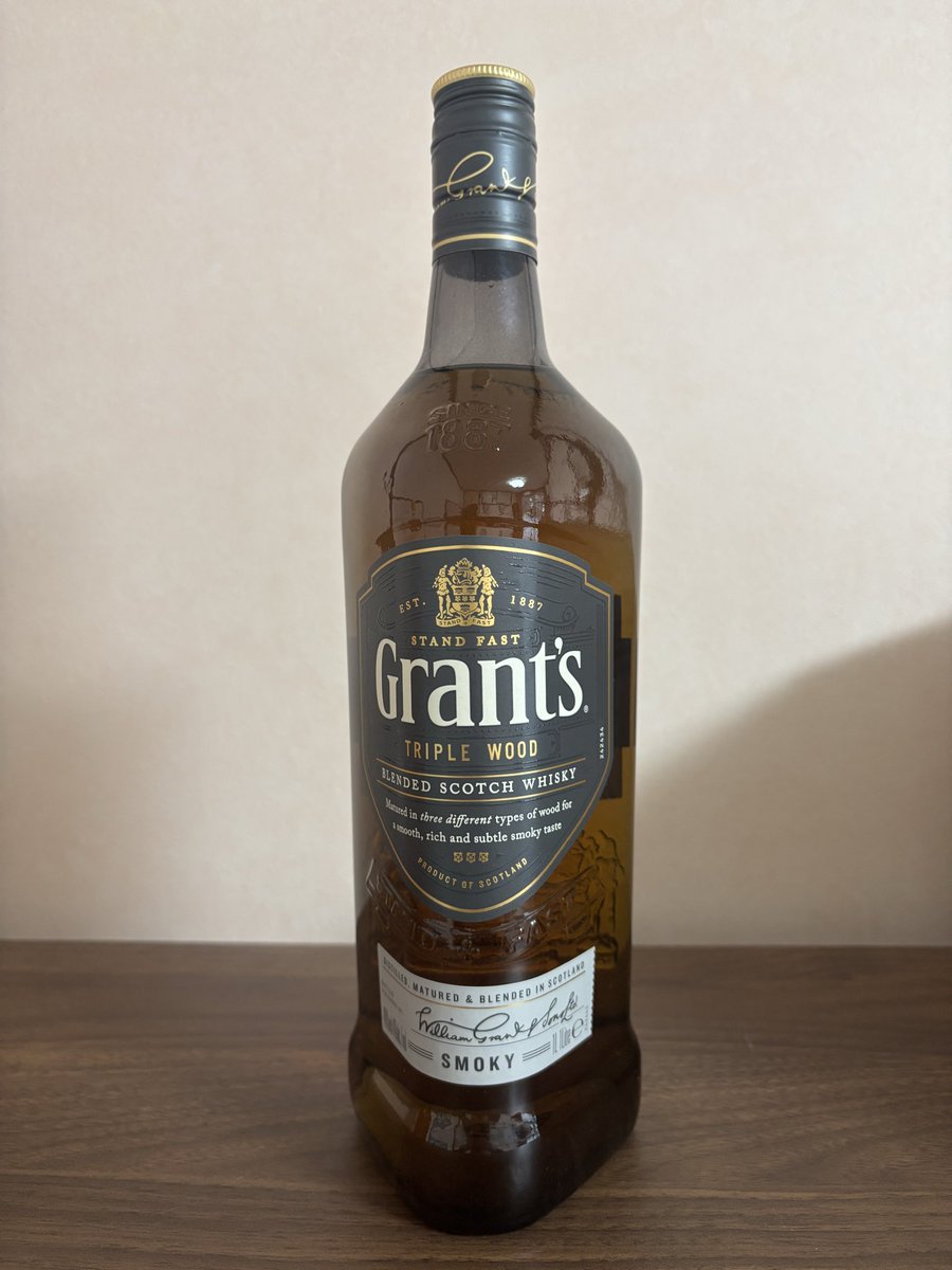 OkinawaMiu's tweet photo. 久しぶりに飲みたくなりグランツトリプルウッドスモーキーを買ってきました😊まだまだ買える事に感謝✨ https://t.co/pbtOwKzd4c