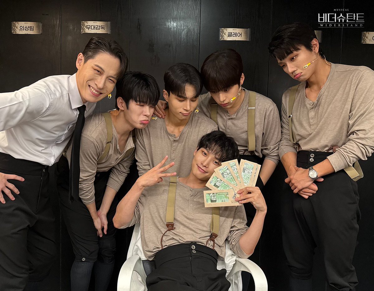 wapquro_'s tweet photo. 강병운 왤케동구래.... https://t.co/7uaXJ5quys