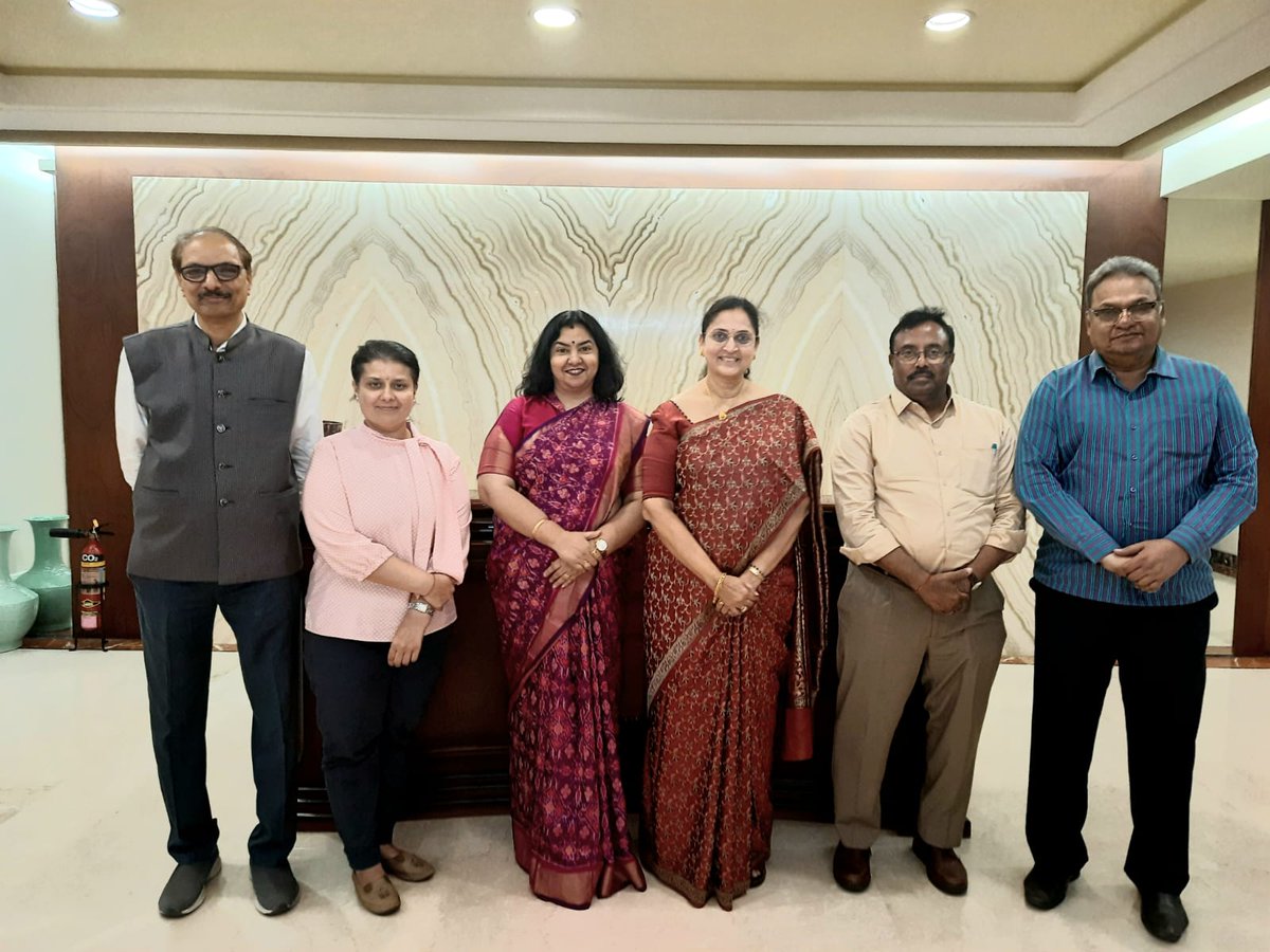 FTCCI's tweet photo. The @FTCCI Tourism Committee Chair, Mr. Prakash Ammanabolu, Co-Chair, Mr. Ramachandram, and Director, Ms. Sangeetha, had a fruitful meeting with Ms. Vijayeshwari, Managing Director, Mr. A. V. Rao, Vice President, and Ms. Priyanka, Vice President., today at Ramoji Film City. https://t.co/YEQ5vFCoXq