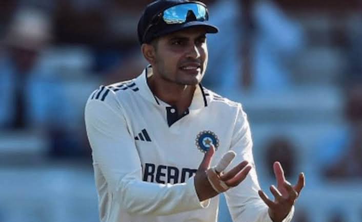 MaxiChronicles's tweet photo. Shubman Gill, grow some fucking balls 🤡 https://t.co/C0DXc9XYrV