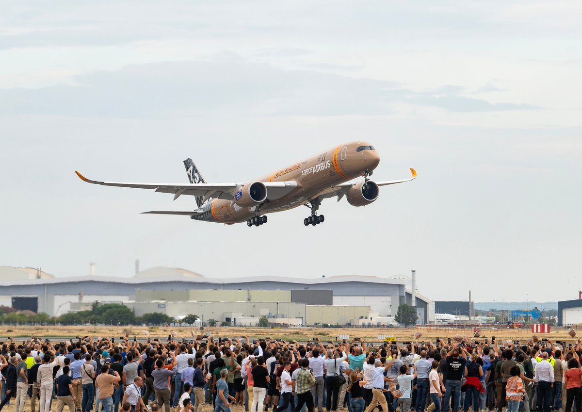 Airbus's tweet photo. Some of our top picks from the #A350F maiden flight! 📸 Which one is your favourite? https://t.co/QS1TwFcIMO