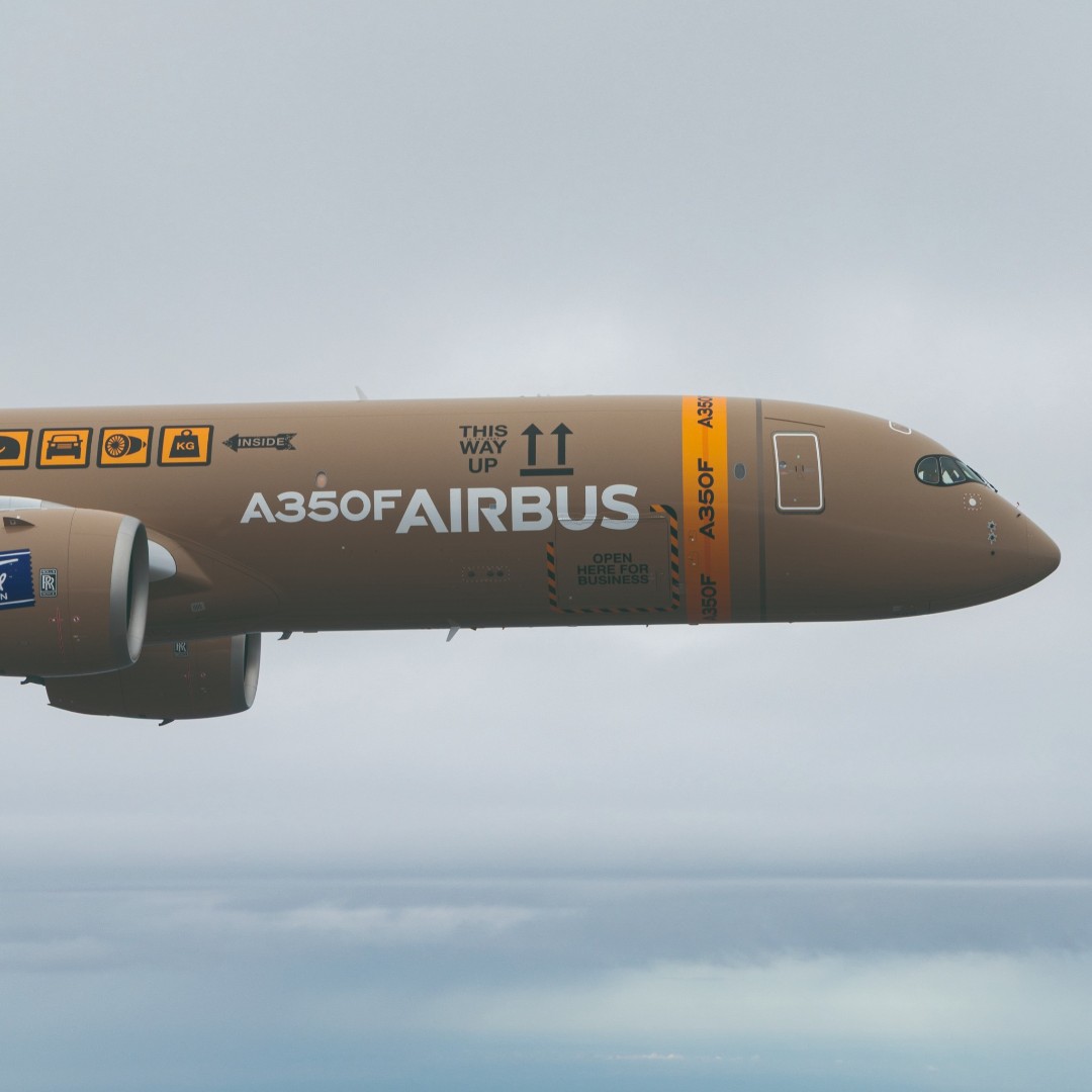 Airbus's tweet photo. Some of our top picks from the #A350F maiden flight! 📸 Which one is your favourite? https://t.co/QS1TwFcIMO