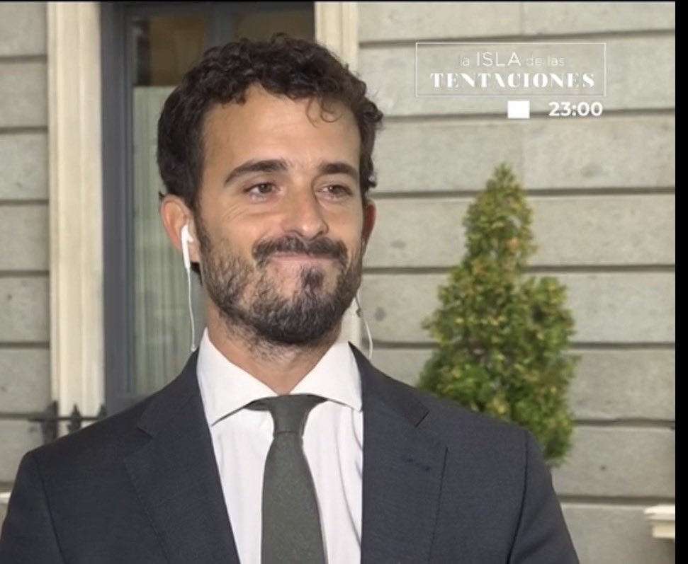 a_ethelingESP's tweet photo. Ana Rosa: “Todos tenemos claro que hay un problema con la vivienda” 

Carlos H. Quero: “Dudo que todo el mundo lo tenga claro, me parece muy generoso por su parte”. https://t.co/diHG2a9c9x