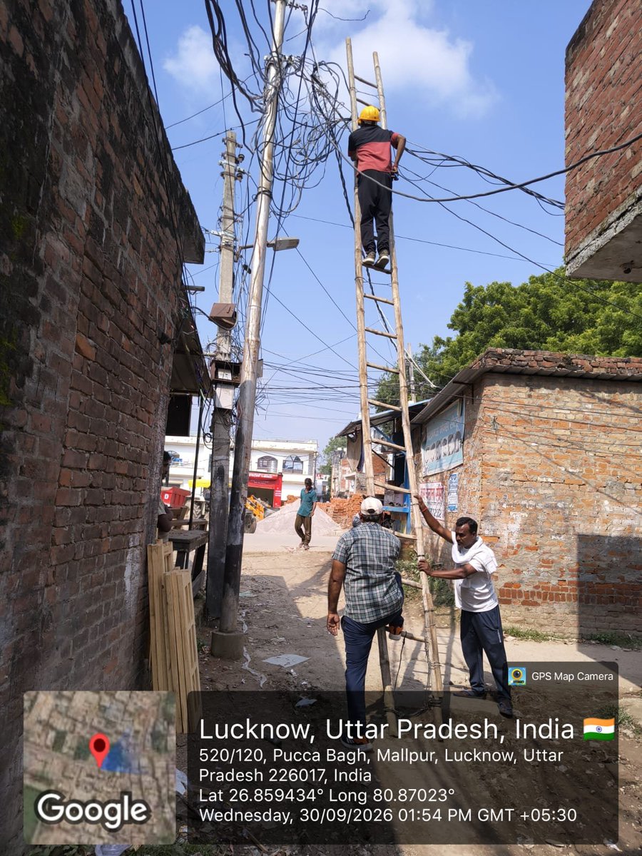 SRajendran8090's tweet photo. Line maintenance work  done at UPTRON SUBSTATION LUCKNOW @Mvvnlcisgomti2 @FAULTNETWORKLCZ @Dircompvvnl https://t.co/7WgqCnUv4Z