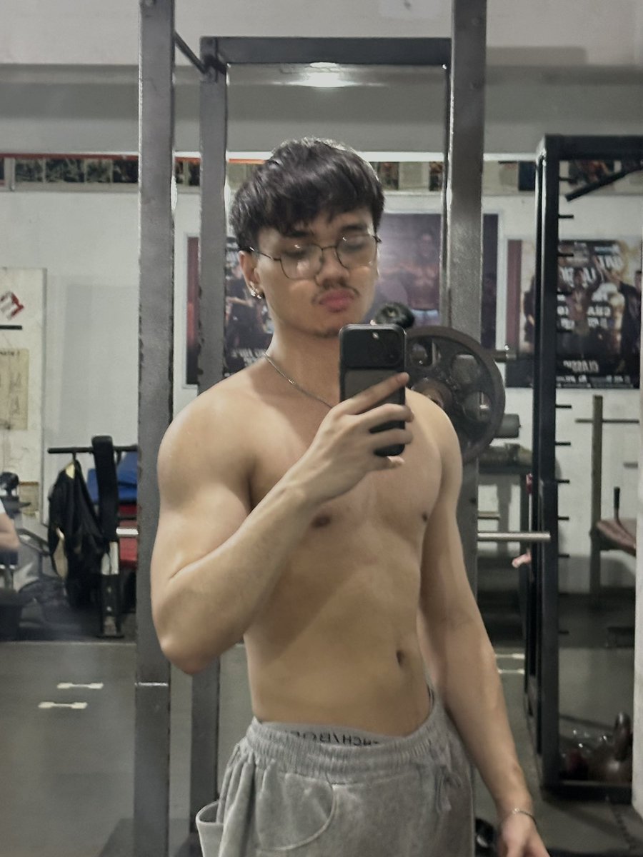 jdrn_08's tweet photo. Good BICEPtember 👋🏻🐼 https://t.co/KPB8lcZkD7