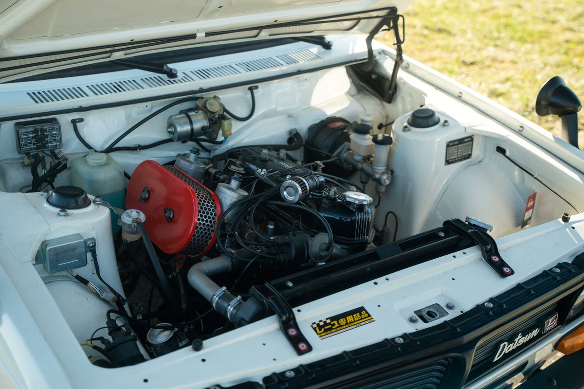 by_Lienhard's tweet photo. 1971 DATSUN 1800 Laurel C30  ⬜️🔴⬜️
Wurde komplett restauriert. Es ist ein Schweizer Fahrzeug und gilt in Insiderkreisen als einzig bekanntes Exemplar in der Schweiz. 
CHF 24'499.–

©by Akio, 8552 Felben-Wellhausen https://t.co/GIKKN6tyKz