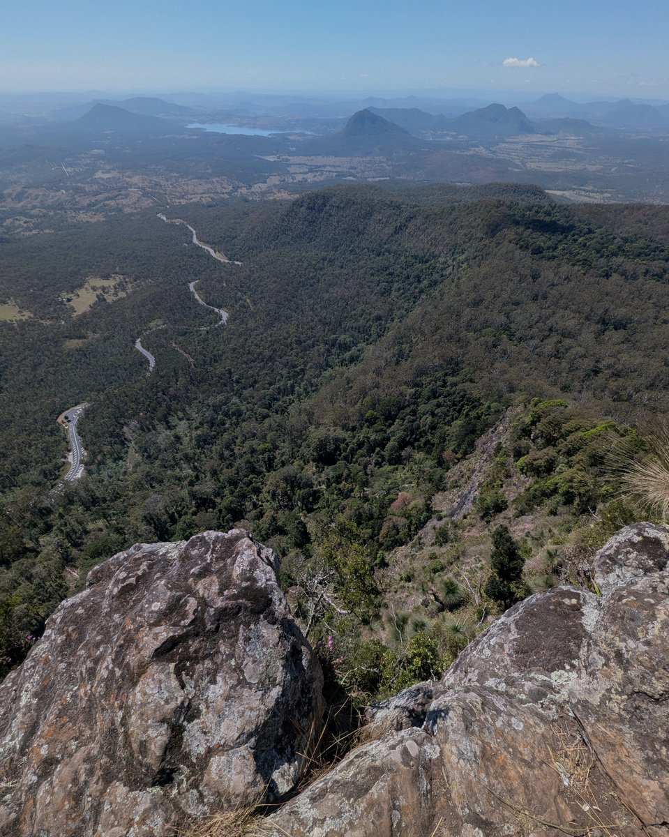 longjohnsilvrrr's tweet photo. From my hike on the weekend :) https://t.co/4RXtrhIkzS