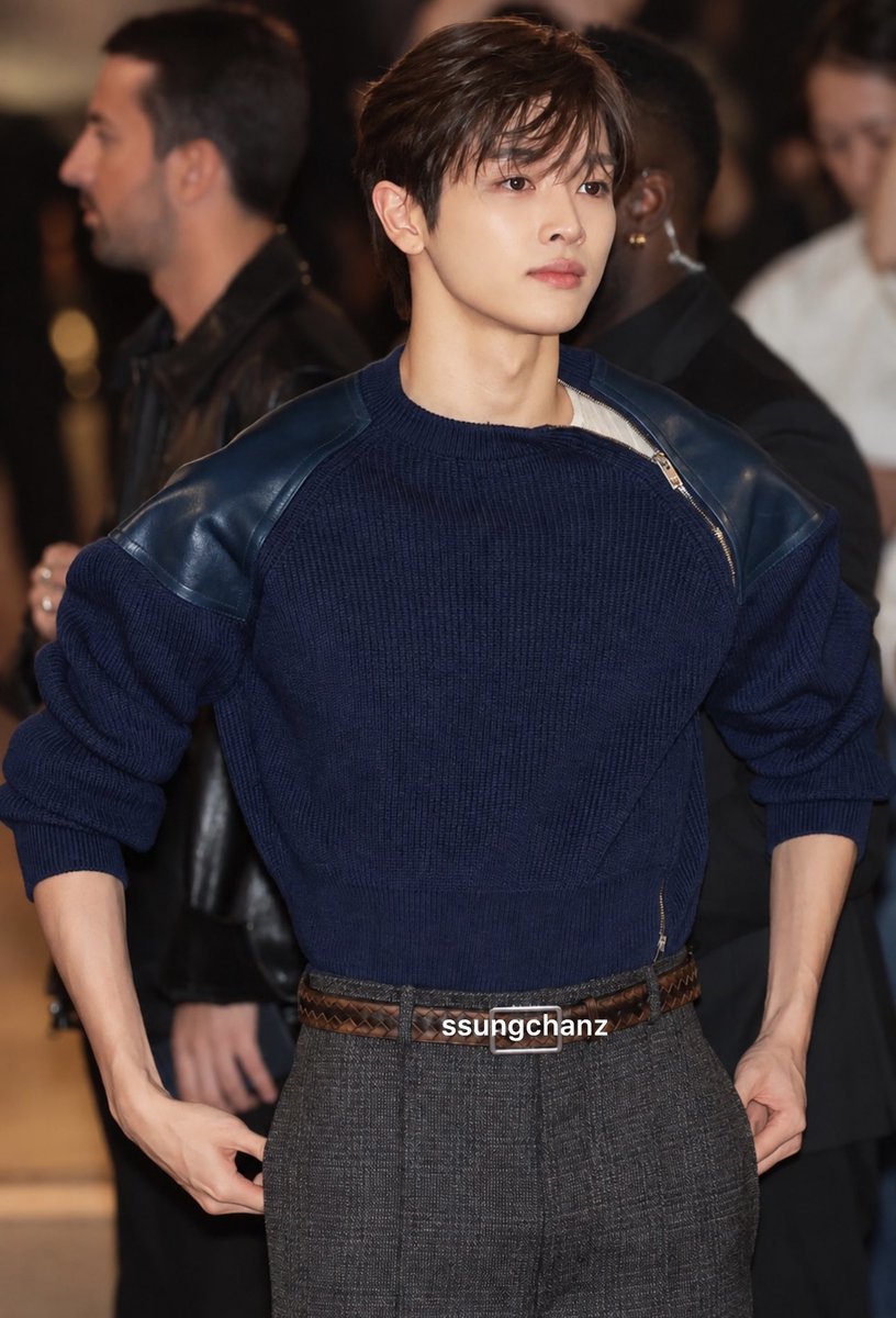 ssungchanz's tweet photo. 얼굴도 몸도 아름다운 남자  #성찬
#Bottega_SUNGCHAN https://t.co/4MdnoVX9jH