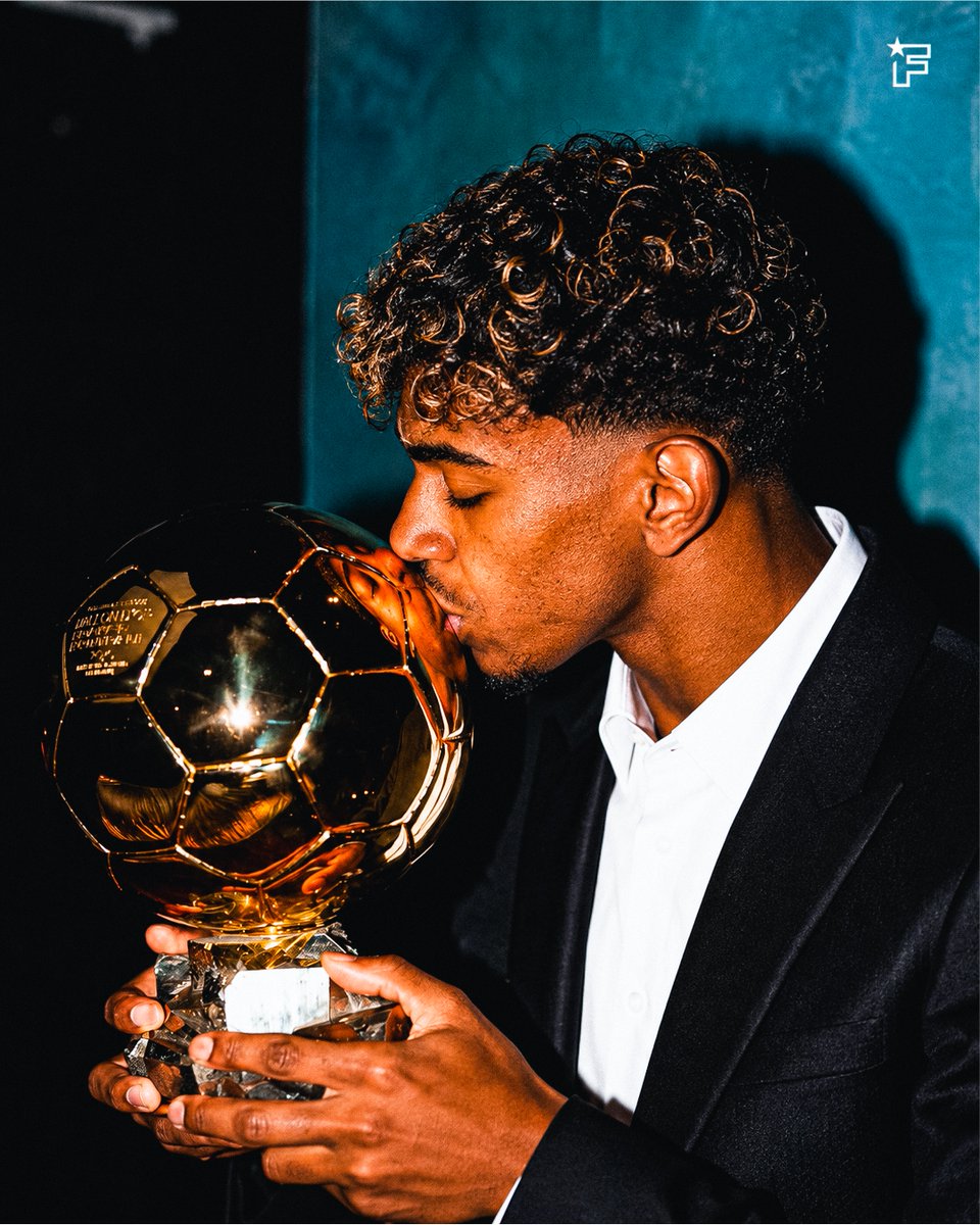 footmercato's tweet photo. On relance le débat : Lamine Yamal Ballon d'Or 2026, vous êtes POUR ou CONTRE ? 🌕👀