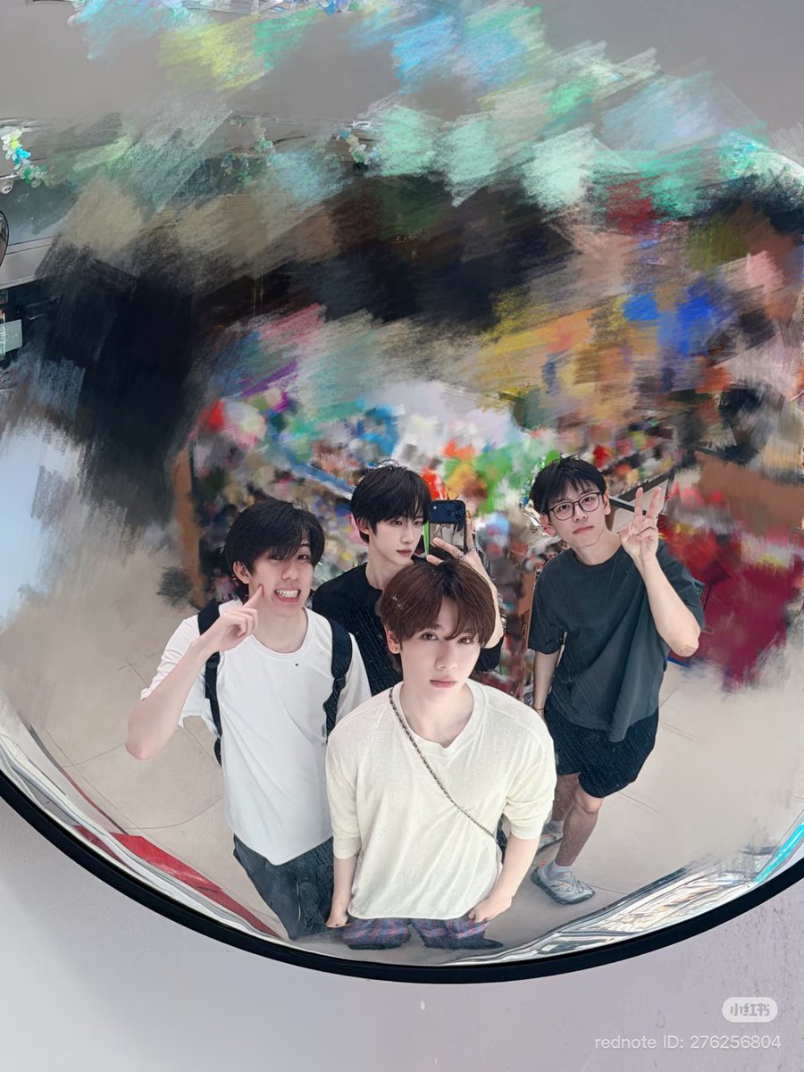 sawakopsss2's tweet photo. ถ้าเจอแก๊งนี้ก็คงหันมอง จนคอเคล็ด
ดีใจที่เจ้าเด็กได้เที่ยวเล่นกับเพื่อนบ่อย ๆ 🥹🫶🏻
https://t.co/RvSnKU44HR https://t.co/a52mnyUobD