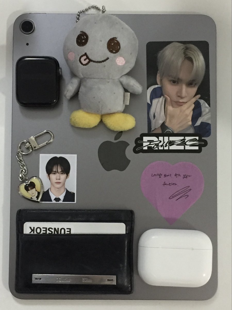 hye0n22's tweet photo. #브리즈트친소 #브리즈_트친소

은서기♥나  
고딩 돌프랑 친해질 따람♥ https://t.co/RBjbcpHe7S