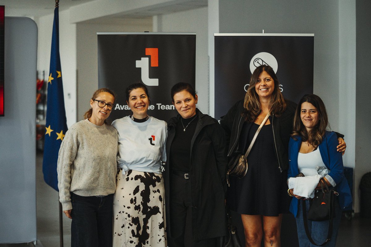 cometsweb3's tweet photo. Happy to have organised the closing event of @BWBulgaria and the Future Finance Forum in Sofia 🇧🇬 last week, together with @AvaxTeam1 and @build_rooms!

Thank you so much Sofia! We’ll come back! https://t.co/PnDs3EHI0D