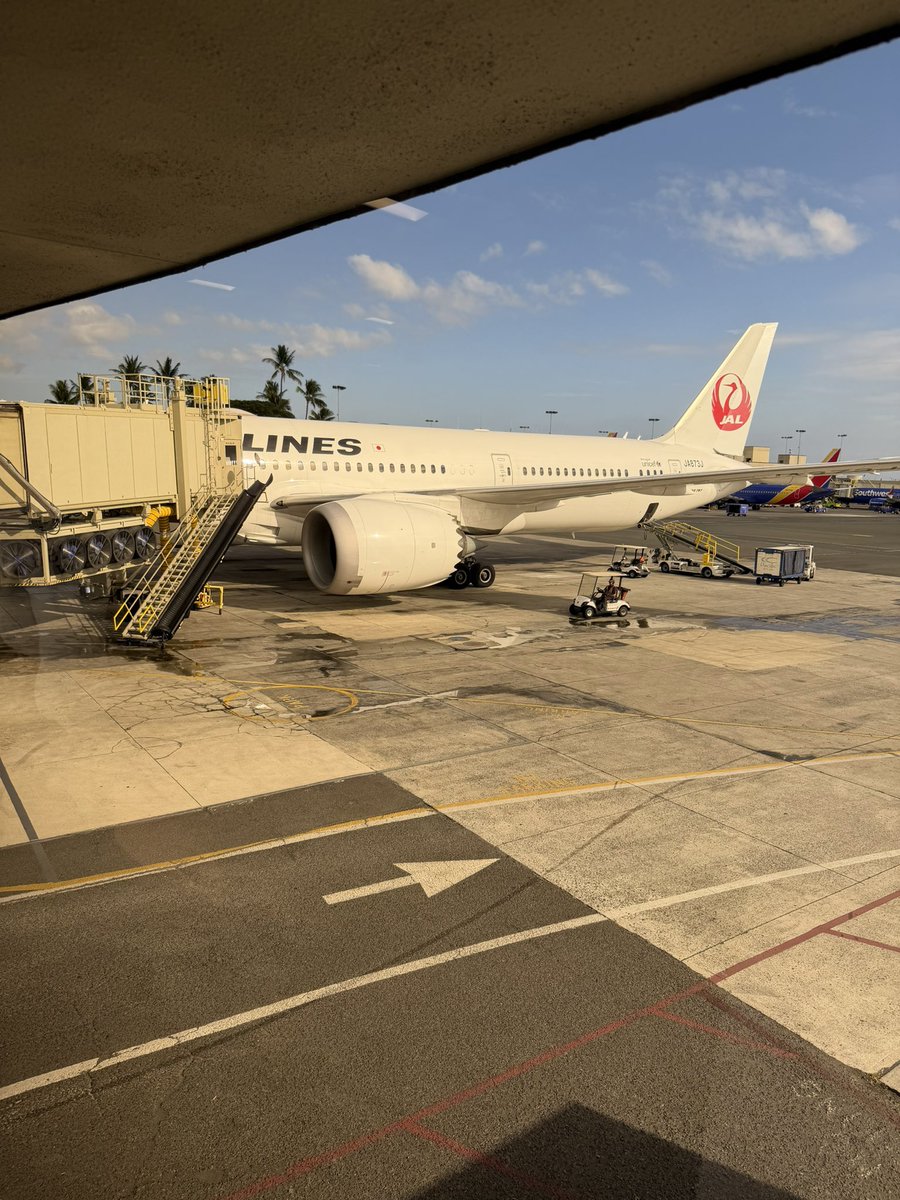 marusuke16's tweet photo. これから東京帰ります✈️

🇺🇸→🇯🇵

See you ya !!!! https://t.co/pZVHEObUbh