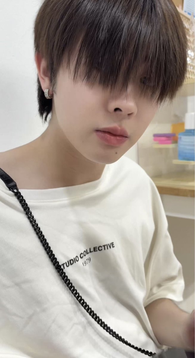 ANJellahhhcinnn's tweet photo. น้องดูเด็กมากอ่ะ https://t.co/Fdx4KabTzM
