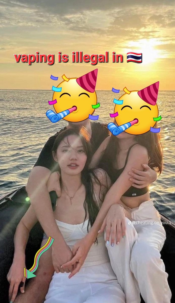 LMSYKAIROS1999's tweet photo. Do you fall asleep on the job, turn up drunk, hungover for work? 🥴 Do illegal things like vape? Lie, deceive, mock fans? Do you have "friends" who expose your 🥴 moments? #ลูกหมีซอนญ่า #LMSY #LMlookmhee #sonyasarann https://t.co/sosYIxnkqj https://t.co/1I9fLgeI2A