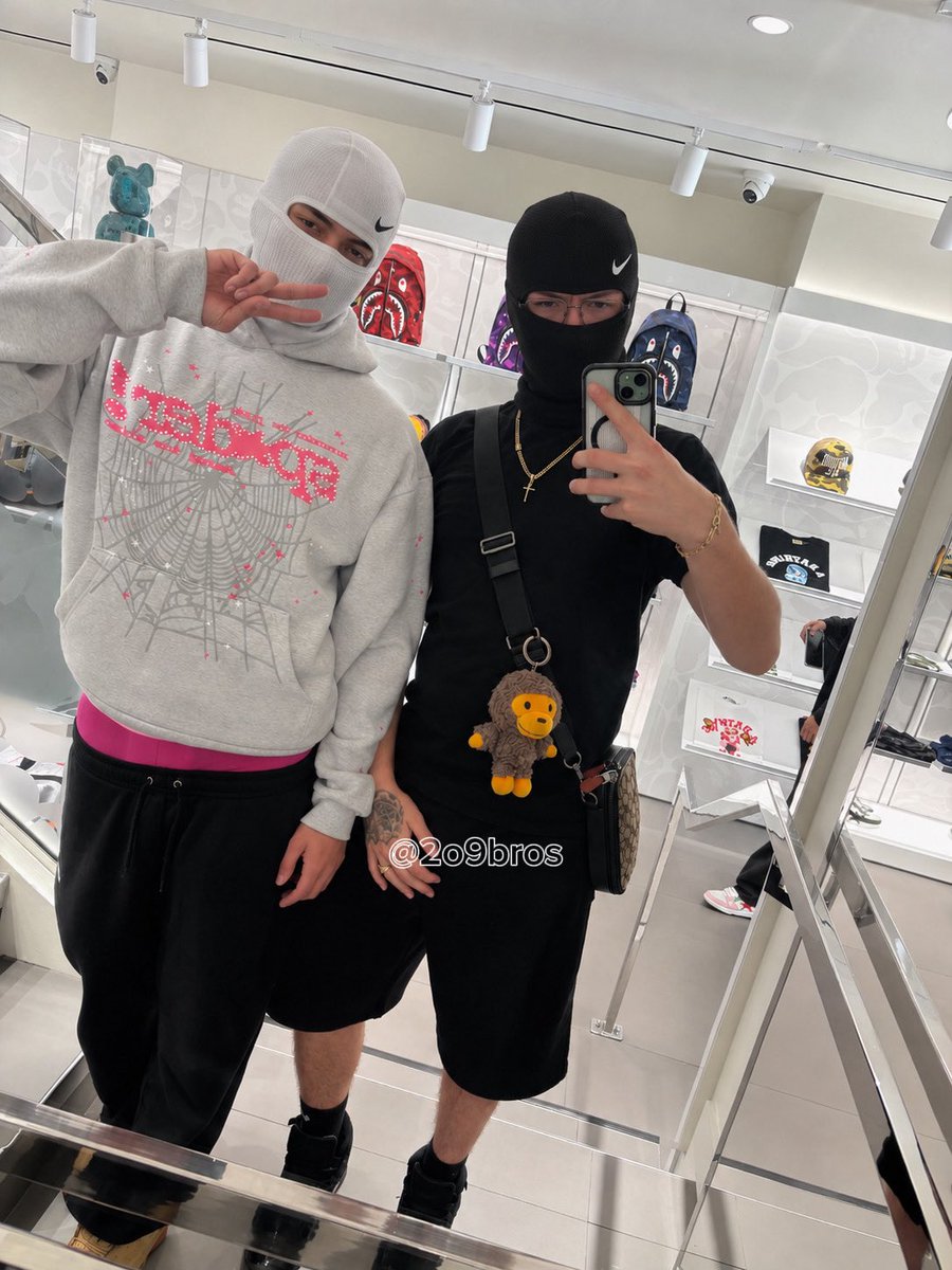 2o9Bros tweet picture