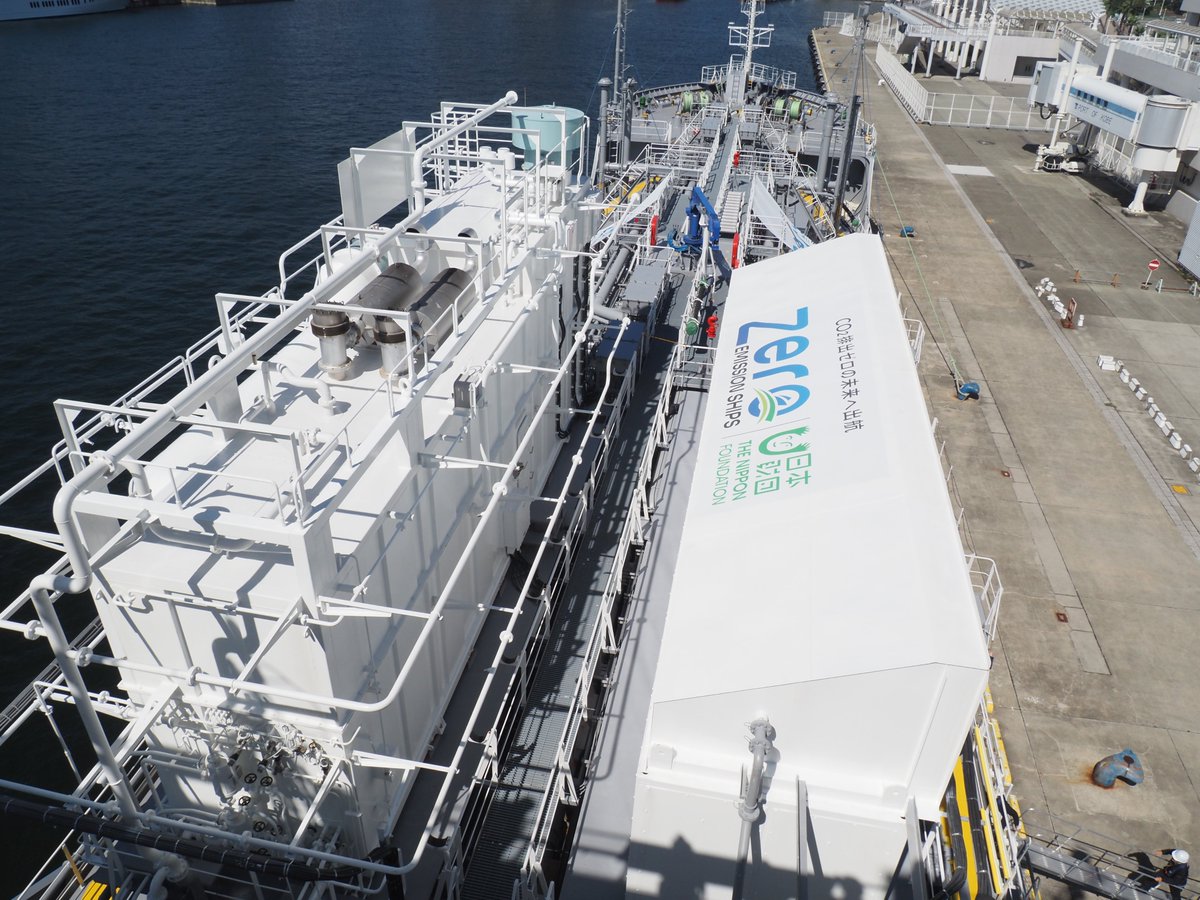kaijiweb's tweet photo. 【世界初】水素専焼エンジンでのCN航行に成功
日本財団は、内航タンカー「輝光丸」（上野トランステック運航）にヤンマーPS開発の水素専焼エンジンを搭載し、大阪湾を約2時間航行しました。既存燃料での運航時と比べ1・2トンのCO2を削減しています。
#日本財団 #海運
https://t.co/V1Xos9NeTB https://t.co/CyjzuzdnAx