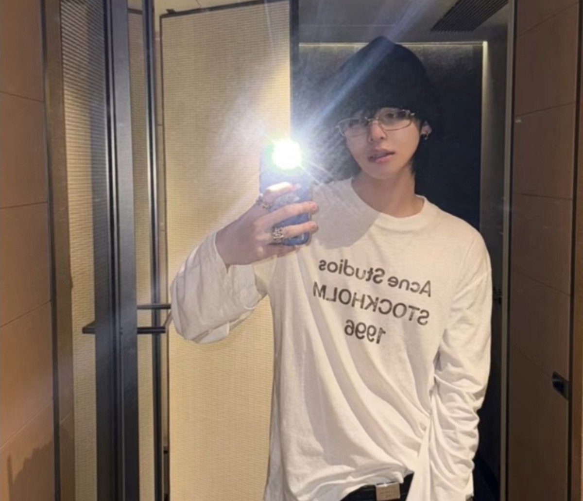 neojohda147152's tweet photo. 리오랑 상현이 옷장 공유인가?? https://t.co/IRsLyTRxCT