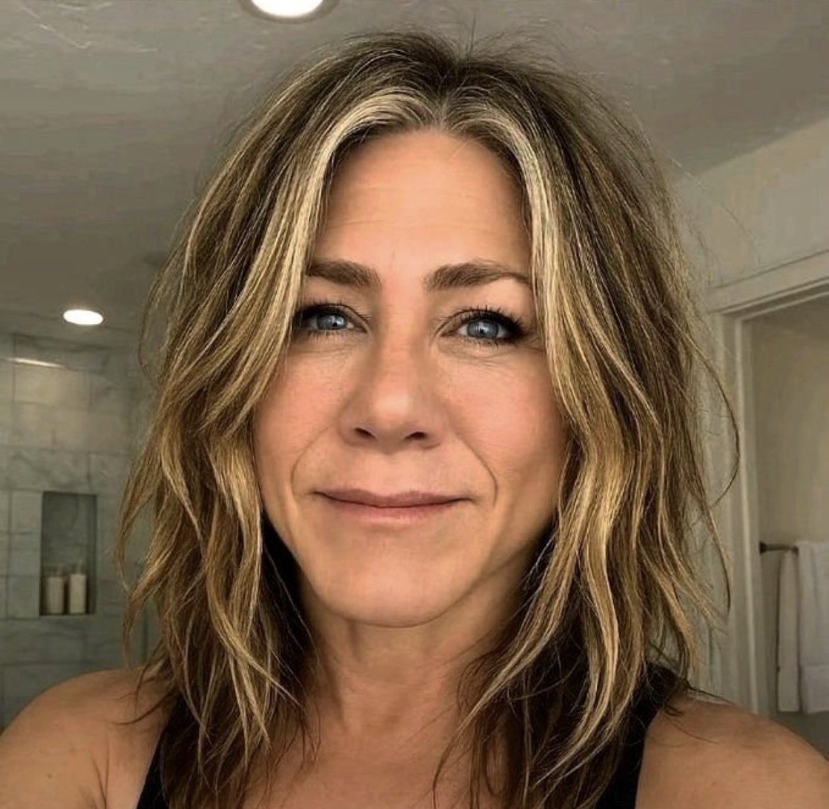 BrooklynHou1's tweet photo. Will you still be friends with me❤️❤️❤️ https://t.co/lWHtkTGXdx