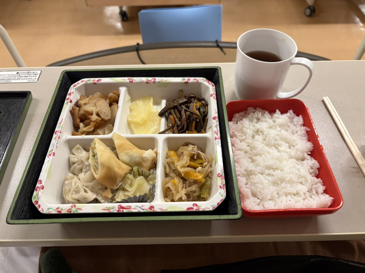 EARHALT's tweet photo. 透析弁当を食べて、週中透析の開始です‼️

増えは、1.6 血圧安定するといいな‼️ https://t.co/m2FYHO7OhU