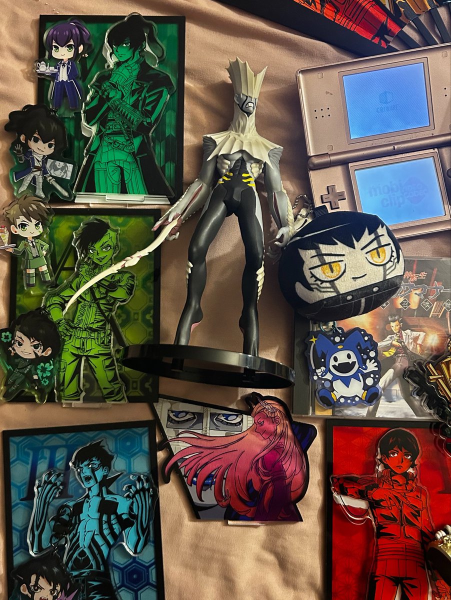 deviIsummoner's tweet photo. the megaten princess 𖥔‧₊˚  ⊹ https://t.co/hKWFnYM4FK