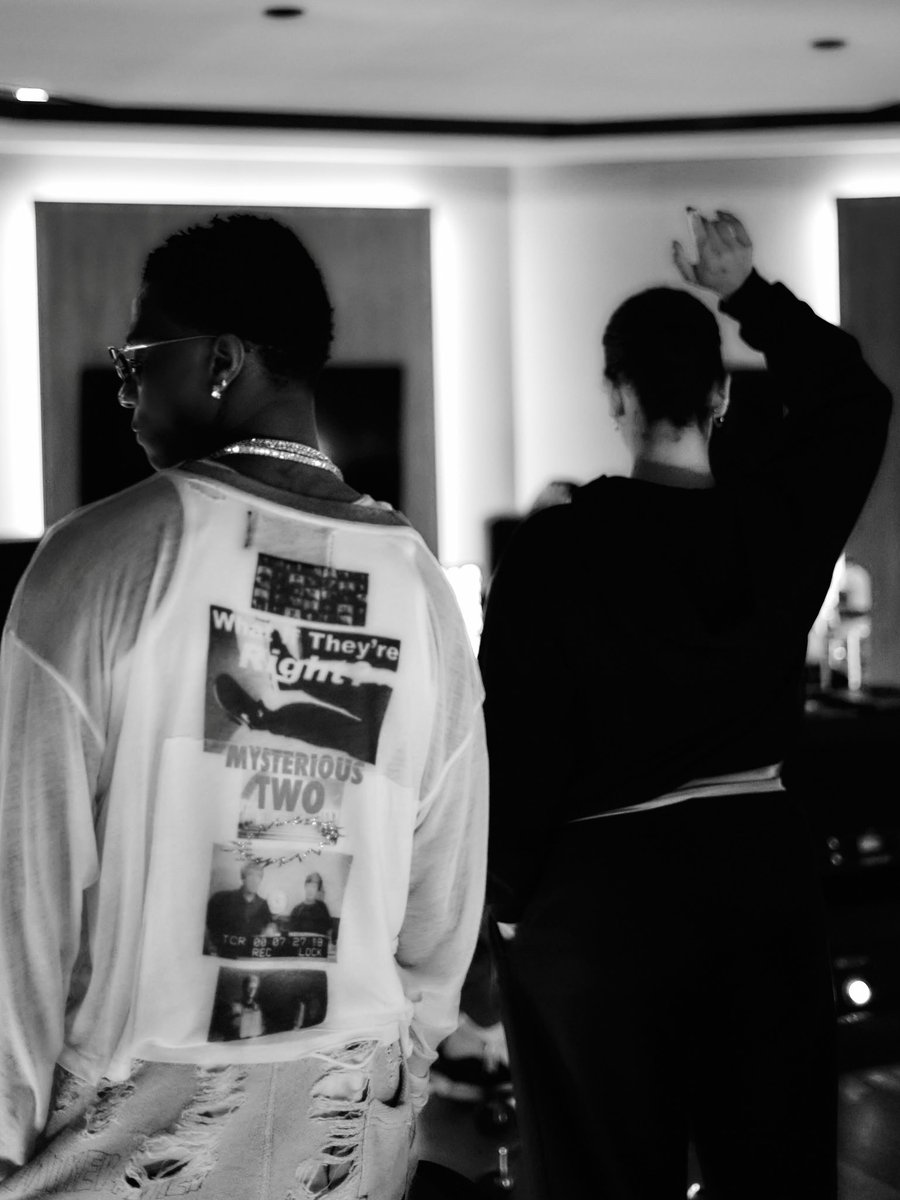 blackebony28's tweet photo. SEXY Album dropping soon!  🤍🦅 https://t.co/3rhqJh8Tt9