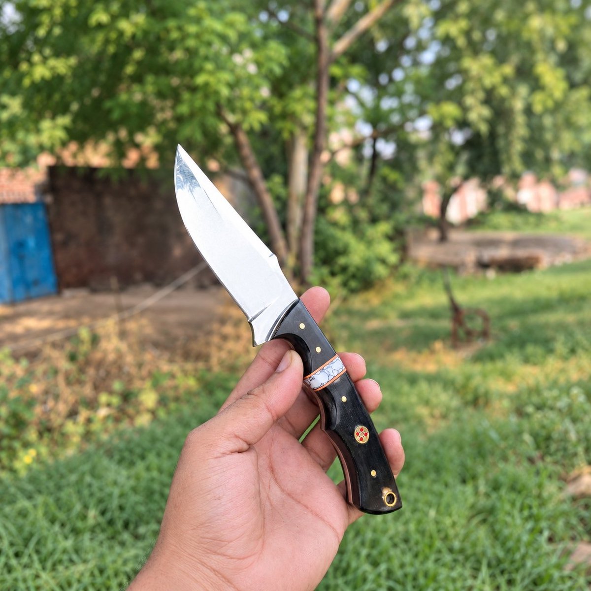 ironridgeworks's tweet photo. Handmade D2 Steel Hunting Skinner featuring a Natural Buffalo Horn with Turquoise Spacer. (8in Overall)
Available in bulk.
Lot of 10 pcs
Lot of 20 pcs
Lot of 50 pcs
DM for wholesale Order
#handmade #hunterxhunter #huntingknife #knifecollector #customknife #outdoors #camping #usa https://t.co/dnOWj9W3iS