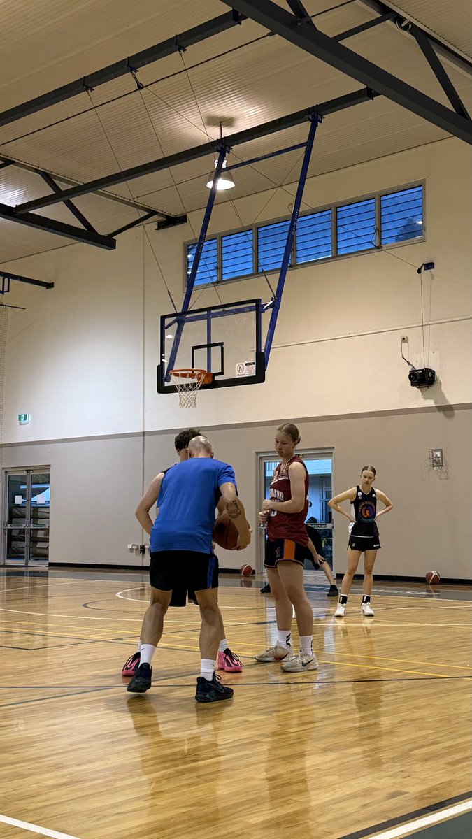Siennawbb's tweet photo. Had a great training session at the Brisbane Bullets Athlete Academy @BrisbaneBullets https://t.co/pwwttAYINh
