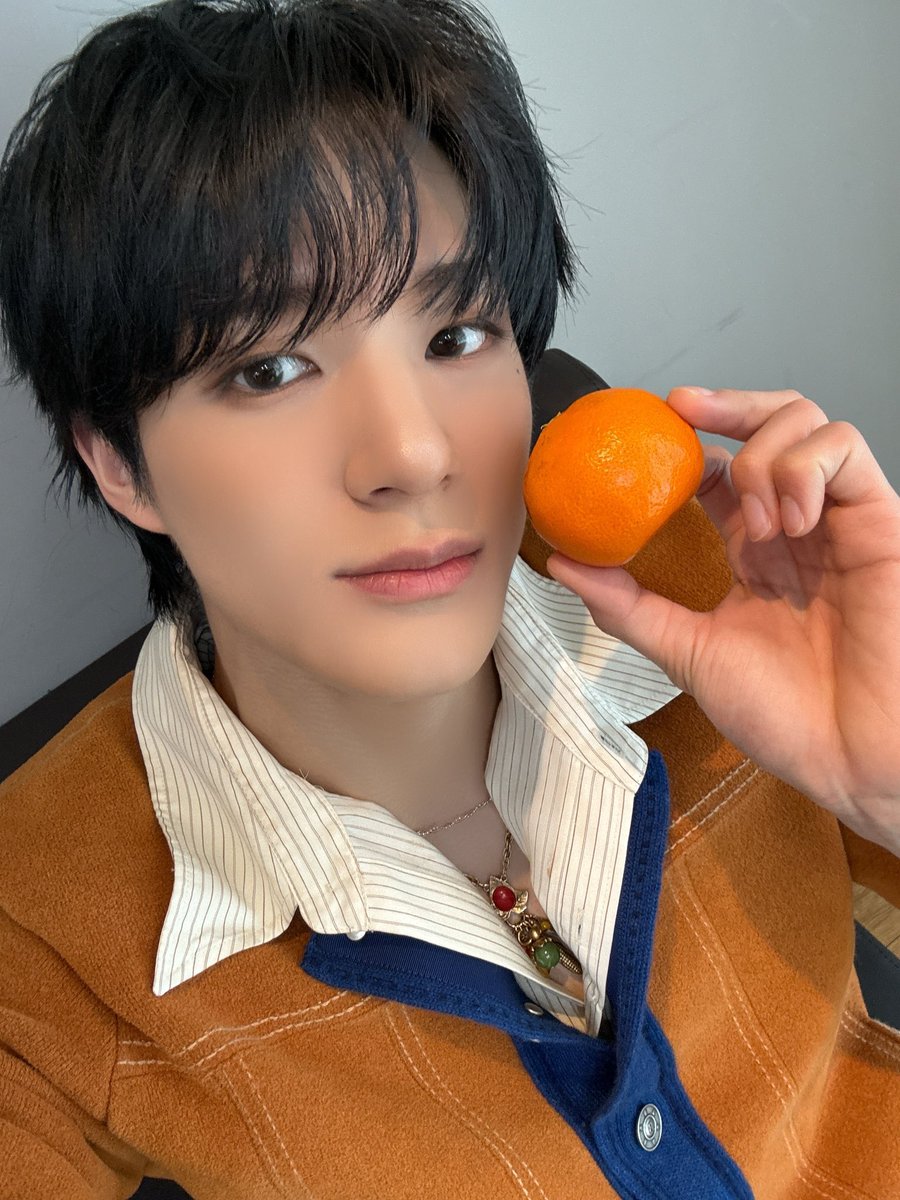 JENOname423's tweet photo. 귤순이 🍊🧡 https://t.co/pt31zY87Gb